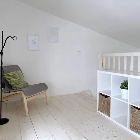 Comfortable Under The St. Barbara's Cathedral Kutna Hora