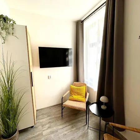 Apartamento Comfortable Under The St. Barbara's Cathedral *