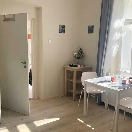 Comfortable Under The St. Barbara's Cathedral Apartment *